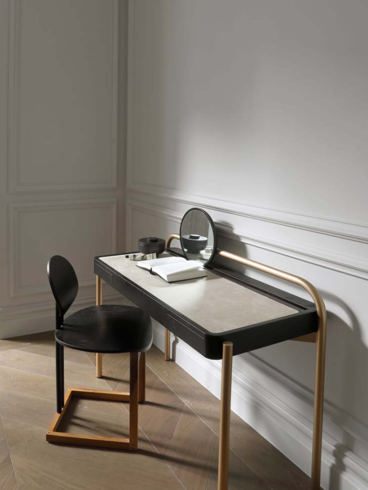 Roll Desk vanity in a dressing room by Maison Burgos