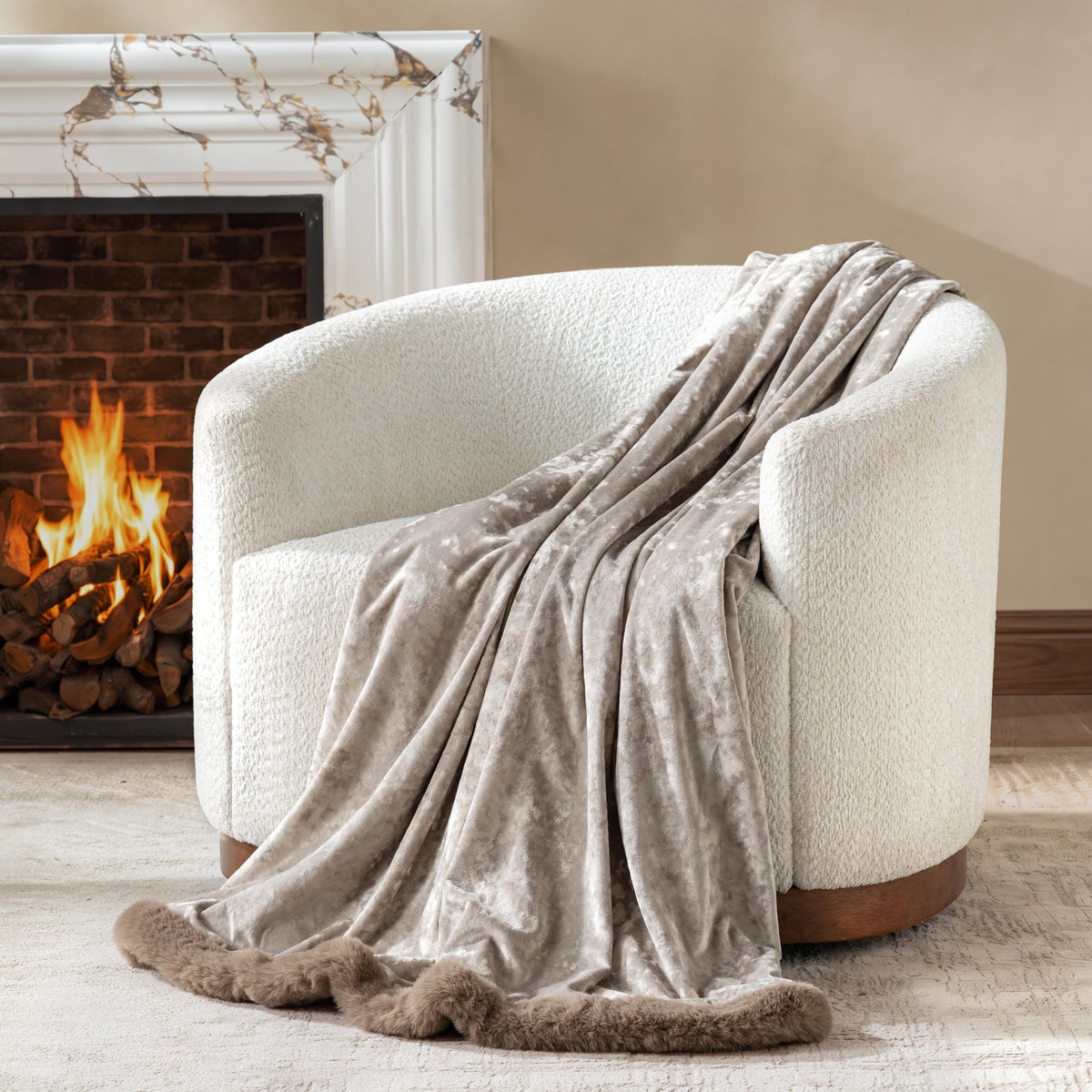 Savannah Mink Throw – warm mink velvet throw with plush faux-fur trim, 50 x 60 inches