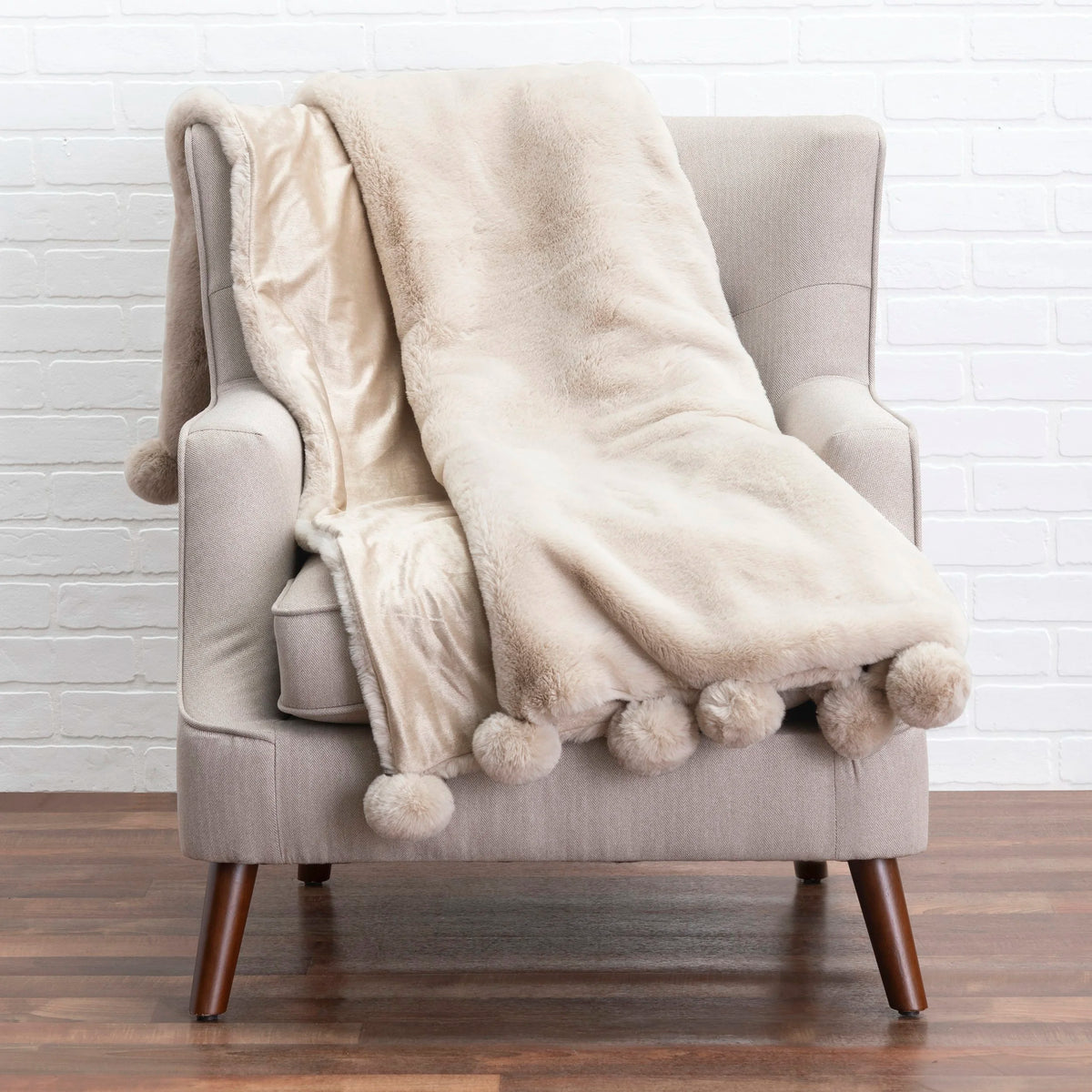 Snow Beige Throw by Maison Burgos
