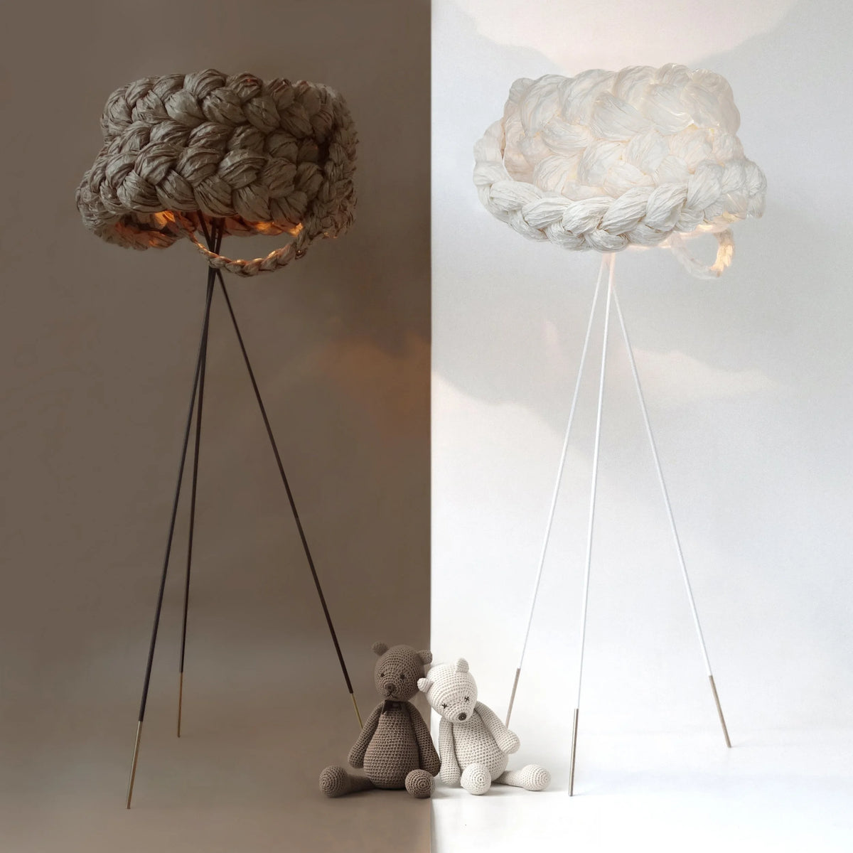 Mammalampa Bride Floor Lamp White - Large in Brown and White with teddy bears at the base