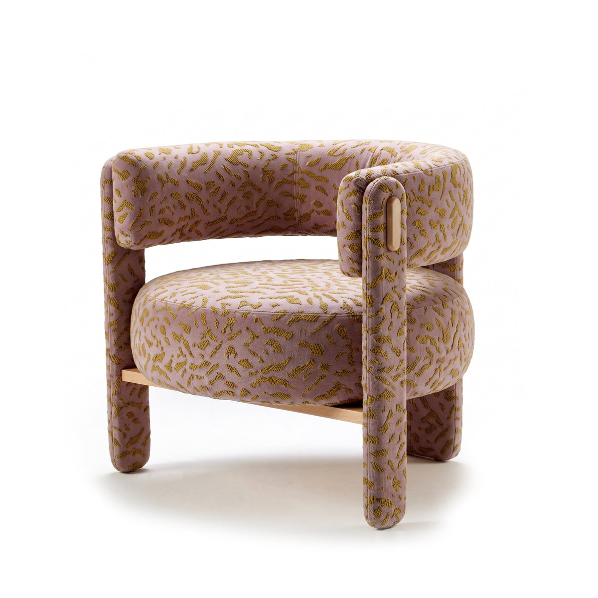Choux Armchair in oatmeal bouclé, front view, by Maison Burgos