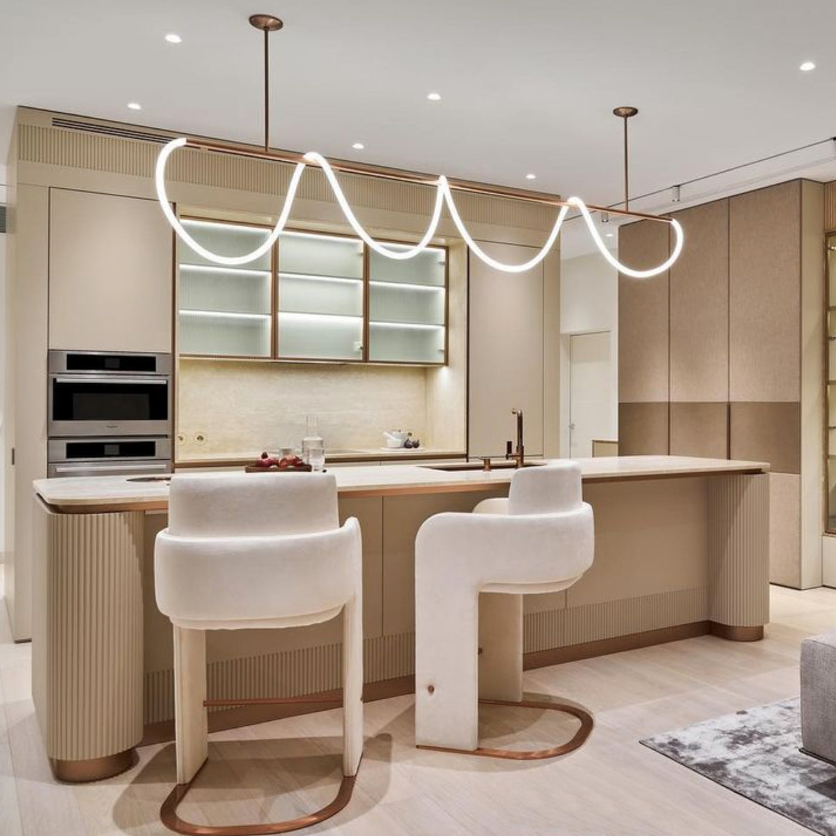 Odisseia bar and counter stool