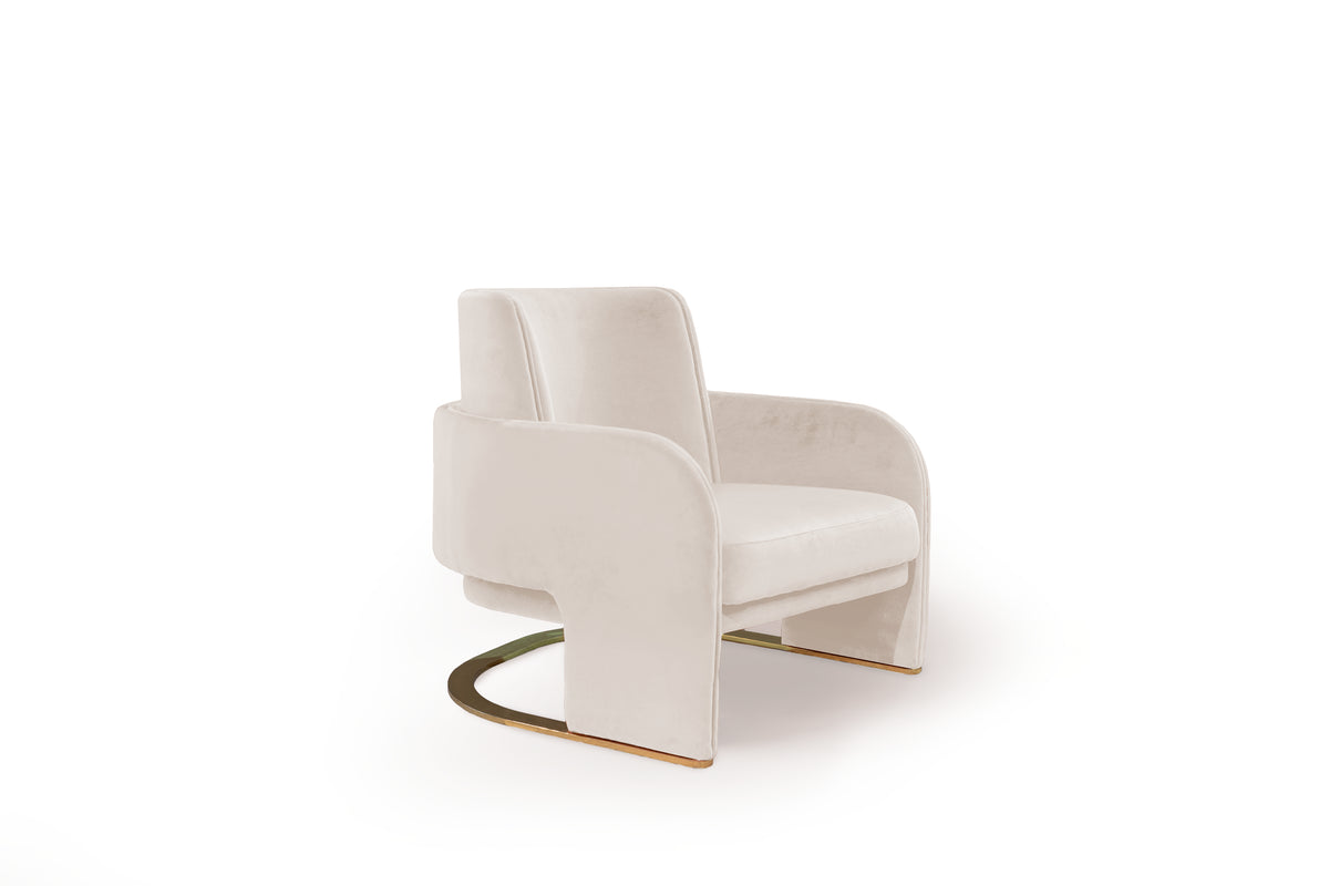 Odisseia Armchair in ivory velvet with brass base on white