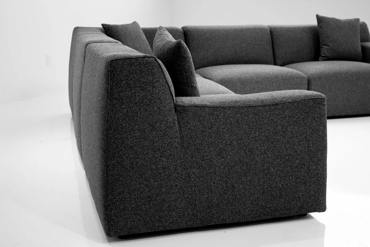 Scoop Sectional Sofa in Peppercorn Tweed, corner detail view