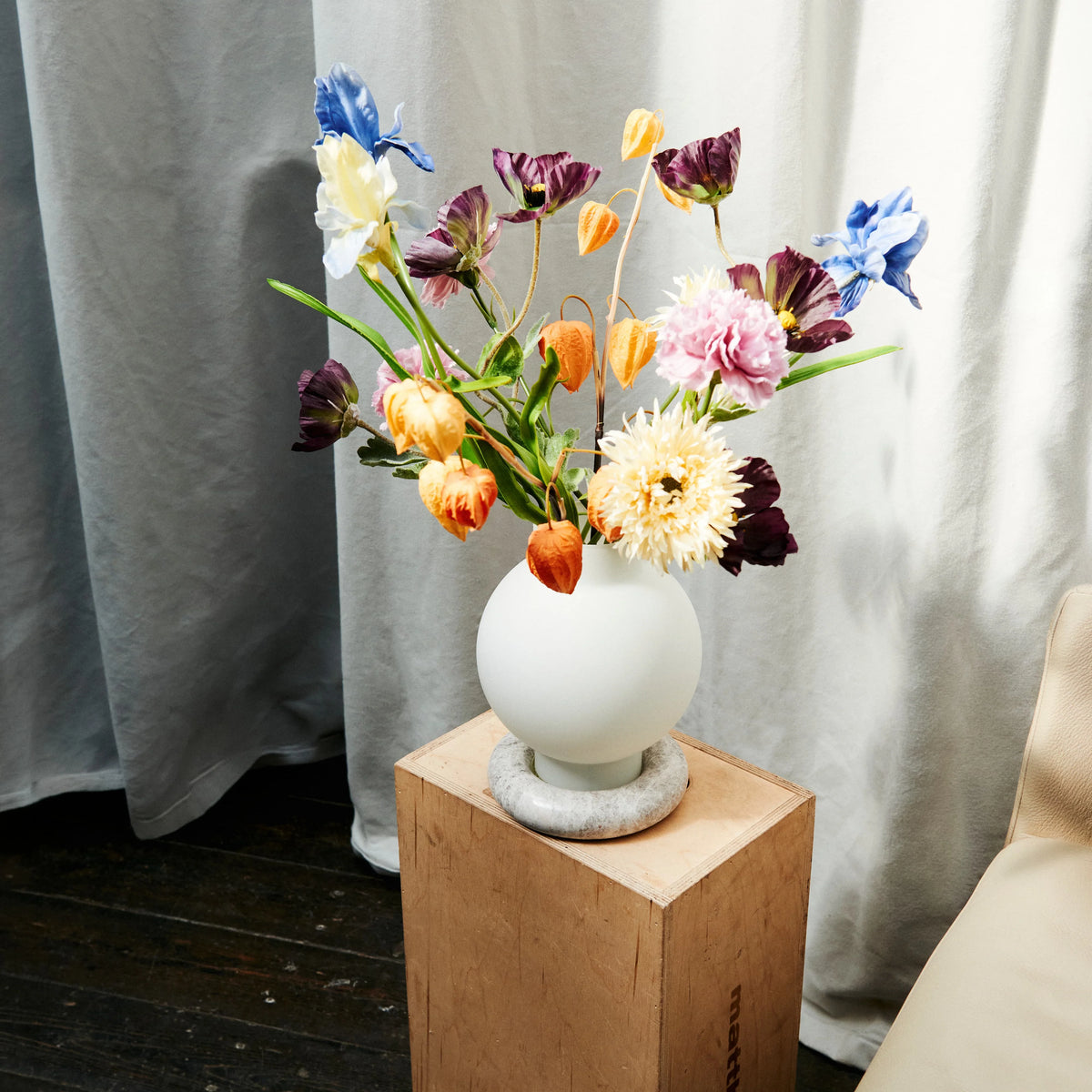 Flora Vase with a floral arrangement by Maison Burgos