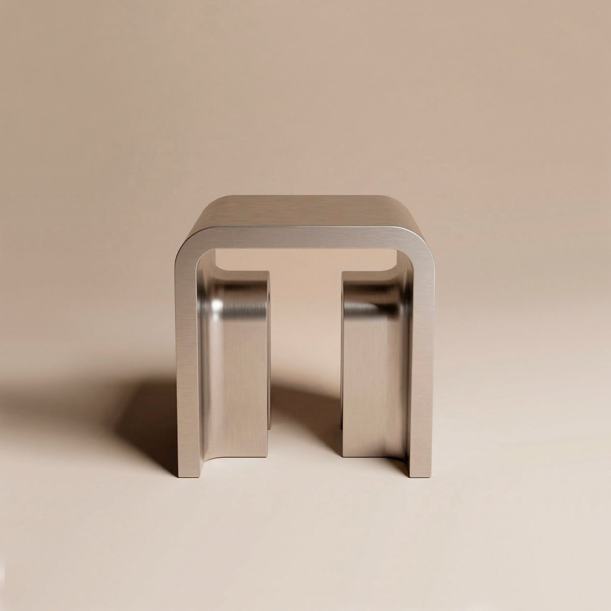 Pliè Side Table curved support detail by Maison Burgos